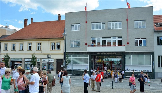 Mstský úad v Uherském Brod sídlí v nedávno zrekonstruované budov...