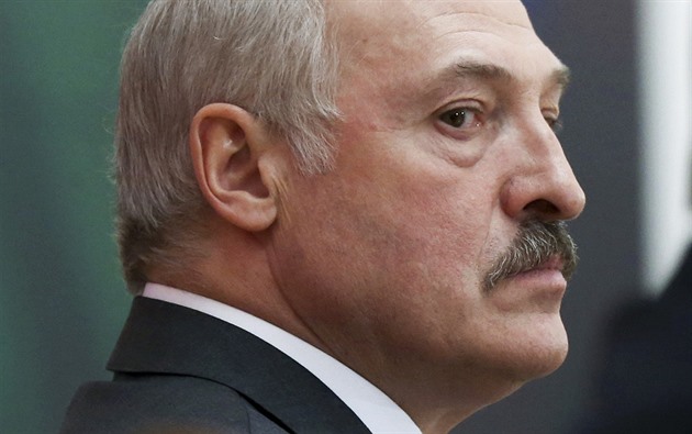 Běloruská armáda je v plné bojové pohotovosti, tvrdí Lukašenko