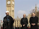 Obti útoku u Westminsteru uctili zástupci anglikán, katolík, id, sunnit a...