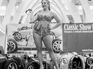 Krasavice na veteránském autosalonu classic Show Brno