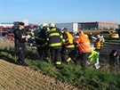 Hromadná nehoda dvou motorká a jednoho vozu na nájezdu na D10 v praských...