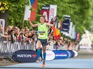 Ondej Fejfar na Karlovarském plmaratonu v roce 2016 obsadil 2. místo mezi...