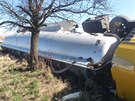 Nehoda cisterny peváející naftu mezi Bysticí pod Hostýnem a Loukovem na...