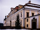 Barokní zámek s kostelem Nejsvětější Trojice v Rychnově nad Kněžnou