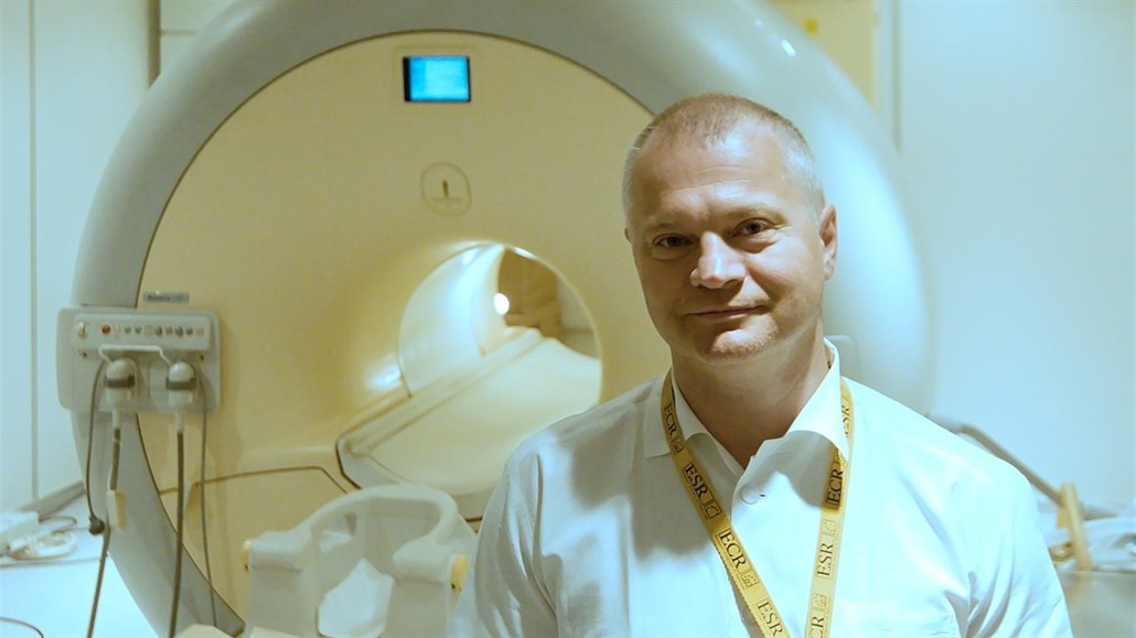 Ladislav Endrych, primá� Radiodiagnostického odd�lení liberecké nemocnice.