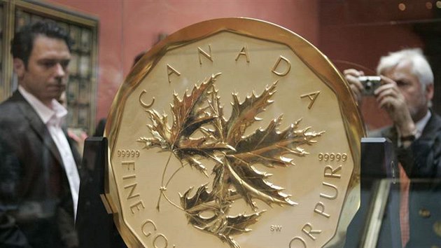 Maple Leaf, stokilová zlatá mince dorazí v září do Prahy