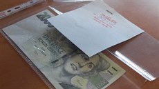 Kriminalisté dopadli pad�latele, kte�í pou�t�li do ob�hu fale�né dvoutisícovky.