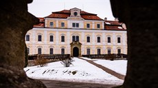 Barokní zámek s kostelem Nejsvtjí Trojice v Rychnov nad Knnou