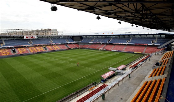 Takto vypadal stadion Sparty na Letné roku 2013.