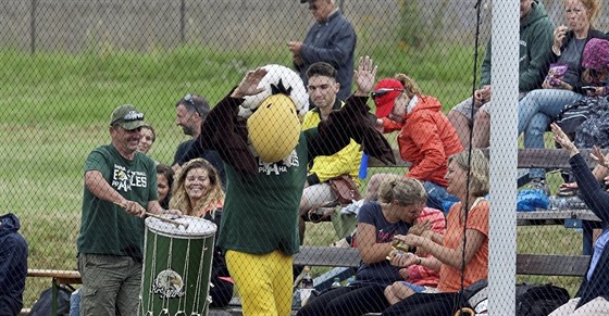 Baseball láká diváky na bohatý program, zápasy by mly být zábavou pro celé...