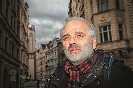 Polský spisovatel Mariusz Surosz