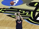 Katie Lou Samuelsonová z Connecticutu se chystá na Final Four NCAA.
