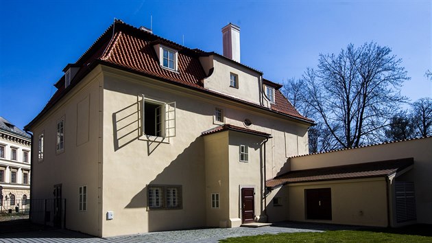 Zrekonstruovaná Werichova vila na Kampě (31.3.2017).