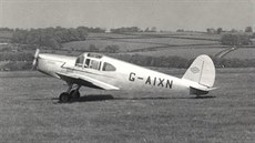 M-1C Sokol s britskou imatrikulací G-AIXN