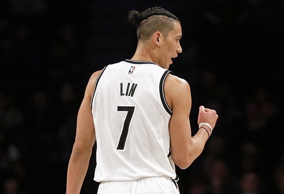 Jeremy Lin v dresu Brooklynu Nets