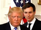 Poradce a ze amerického prezidenta Donalda Trumpa Jared Kushner (23. února...