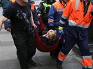 Po výbuchu v petrohradském metru záchranái oetili desítky zranných (3....