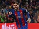 Lionel Messi z Barcelony se raduje z gólu v zápase se Sevillou.