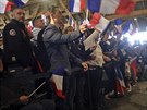 Píznivci Marine Le Penové v obci La Bazoche Gouet ve stední Francii (3. dubna...