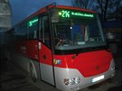Prázdný autobus spolenosti Arriva Morava v depu na okraji umperka ped estou...