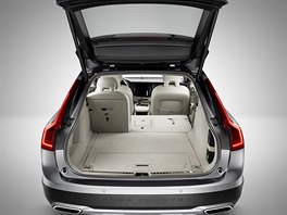 Volvo V90 Cross Country dokazuje, že kombík je lepší než SUV - iDNES.cz