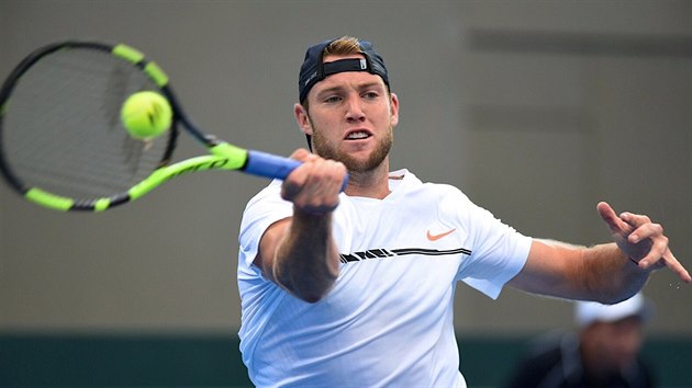 Americk tenista Jack Sock ve tvrtfinle Davis Cupu.