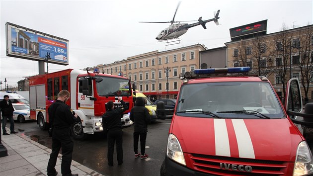 V petrohradskm metru vybuchla nastraen bomba, lkai oetili destky...