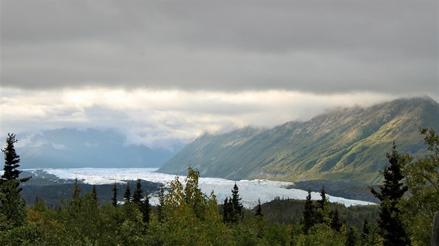 Jednm z mnoha ledovc, kter mete v Aljace vidt, je Matanuska Glacier.