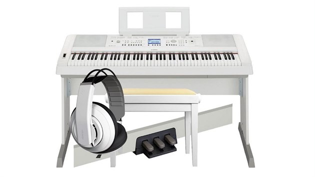 Elektronické piano s dynamickou kladívkovou klávesnicí můžete mít i v „bytovém“ provedení s pedály jako na akustickém pianu.