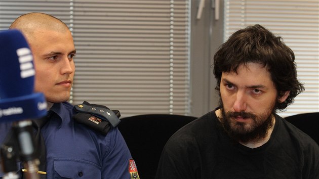 Obžalovaný Zdeněk Hryščenko po měsících strávených ve vazbě vypadá úplně jinak než v době, kdy byl zatčen.