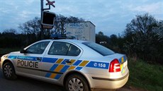 Vlak srazil u Mlékojed na M�lnicku dv� d�ti (8. dubna 2017).