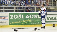 Tomá Malec z Brna po rvace s hradeckým Richardem Jarkem.