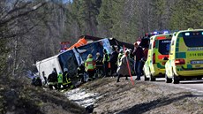 Nehoda védského autobusu, ve kterém cestovaly peván kolní dti, si...