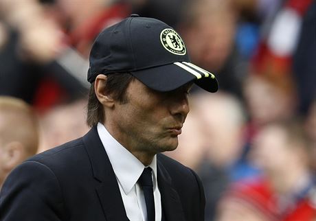 Kou Chelsea Antonio Conte bhem zpasu proti Manchesteru United.