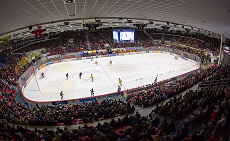 Budjovická Budvar aréna bývá na hokejové zápasy Motoru asto plná.