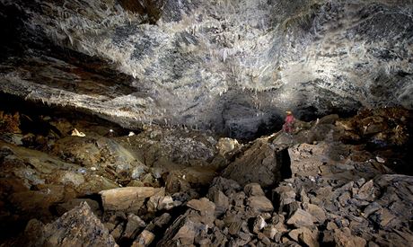 Nejvtí aragonitovou jeskyni na svt na Novém Zélandu objevili speleologové z...