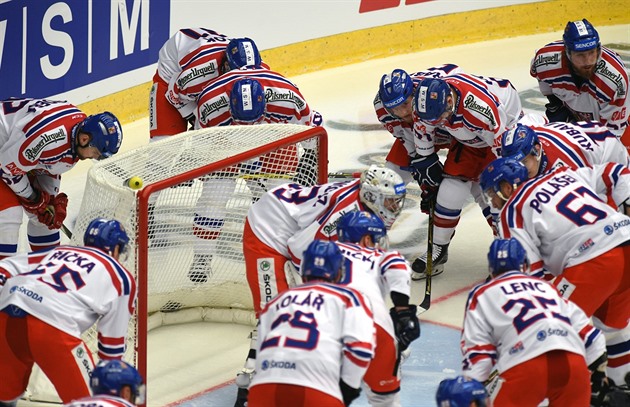 Hokejové MS: Češi bojují o první body s Bělorusy, v brance je Francouz