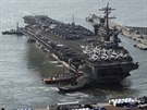 USS Carl Vinson  je na cest ke Koreji