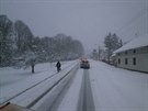 Sn�h zp�sobil na �umpersku velk� dopravn� komplikace (sn�mek z Lou�n� nad...