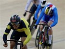 Mohd Azizulhasni Awang (vlevo) si na MS dojel v keirinu pro zlato. Lepí z obou...