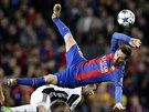 PISTÁNÍ NEBYLO PÍJEMNÉ. Lionel Messi, hvzda Barcelony, nebezpen spadl v...