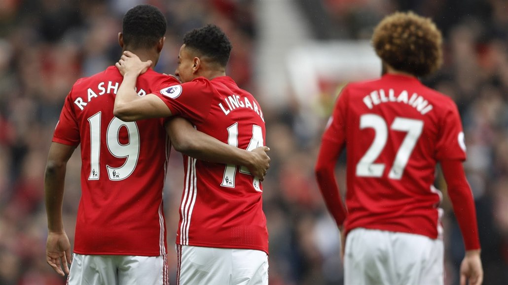 Fotbalisté Manchesteru United po vst�eleném gólu v utkání s Chelsea.