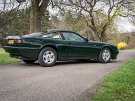 Aston Martin Virage