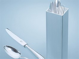 Speciální hliníková kazeta, která chrání cenné st�íbrné p�íbory proti korozi.