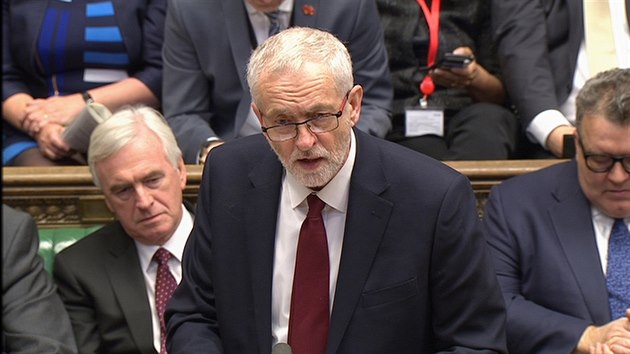 Pedseda britskch labourist Jeremy Corbyn v doln komoe parlamentu (19. dubna 2017)