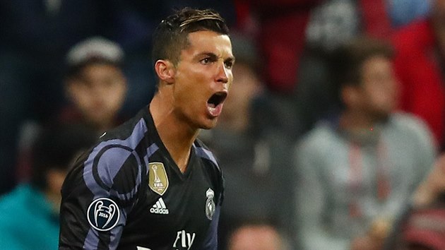 Cristiano Ronaldo slav vstelen gl ve tvrtfinle Ligy mistr mezi Realem Madrid a Bayernem Mnichov.