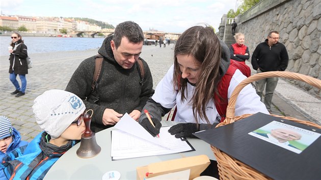 Michal Horek zahjil na prask nplavce sbr podpis pro svou kandidaturu na prezidenta.