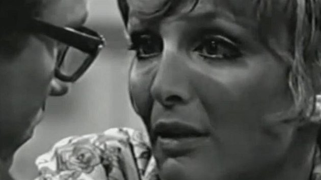 Regina Rázlová v seriálu Nejmladší z rodu Hamrů (1975)
