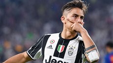 STELEC DYBALA. Argentinský útoník Paulo Dybala dal v prvním poloase...