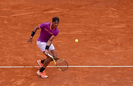 Rafael Nadal bhem finále turnaje v Monte Carlu.